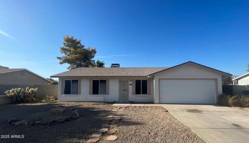 8002 W Mescal St, Peoria, AZ, 85345-5887 | Card Image