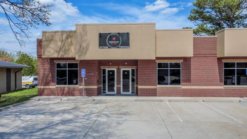 101-and-103-2807 W Broadway, Columbia, MO, 65203 | Card Image