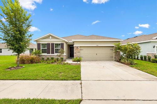 7926 Penrose Pl, WILDWOOD, FL, 34785-7766 | Card Image