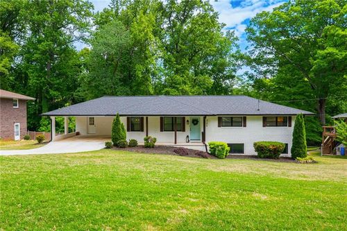 4156 Honeysuckle Dr Se, Smyrna, GA, 30082-3348 | Card Image