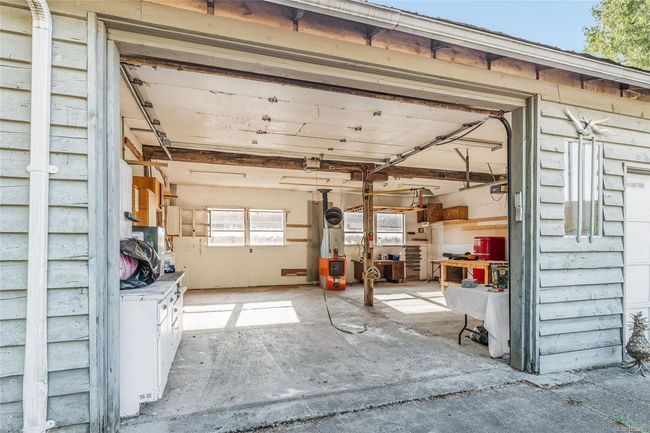 1226 Centre Rd, House other with 4 bedrooms, 2 bathrooms and 5 parking in Qualicum Beach BC | Image 47