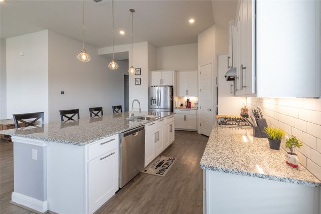 Kitchen | Image 4