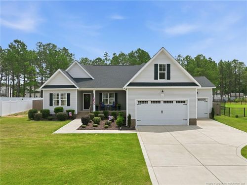 27 Copperhead Ln, Benson, NC, 27504-8716 | Card Image