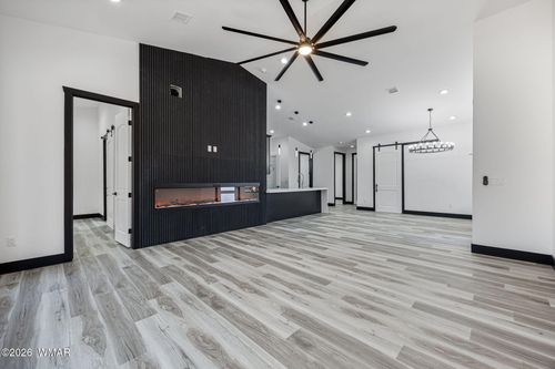 2755 W Villa Loop, Show Low, AZ, 85901-4537 | Card Image