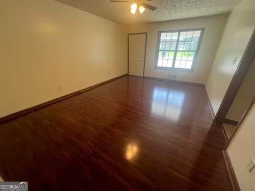 986 Locust Dr Ne, Conyers, GA, 30012-4520 | Card Image