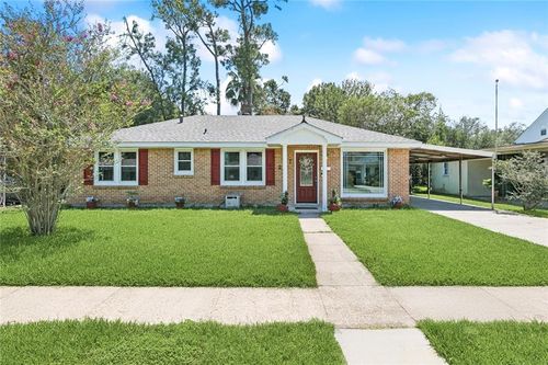 247 Douglas Dr, River Ridge, LA, 70123-2605 | Card Image