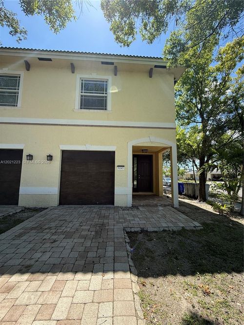 1247 Ne 23rd Ave, Pompano Beach, FL, 33062 | Card Image