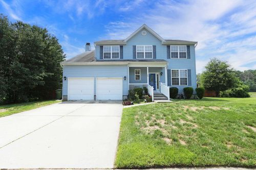 28 Tradition Cir, Egg Harbor Township, NJ, 08234-9422 | Card Image