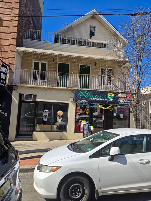 3405 Park Ave, Union City, NJ, 07087-7992 | Card Image