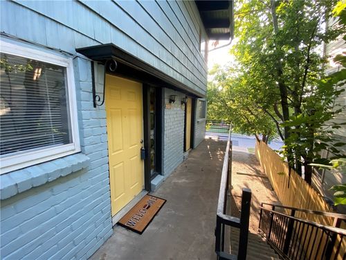 apt-102-2413 Leon St, Austin, TX, 78705-4626 | Card Image