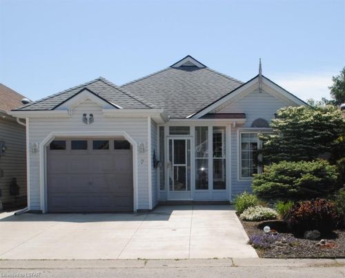 7 Aspen Lane, Port Rowan, ON, N0E1M0 | Card Image