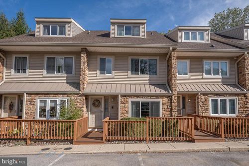 324-324 Brigade Ct, CHESTERBROOK, PA, 19087-5543 | Card Image