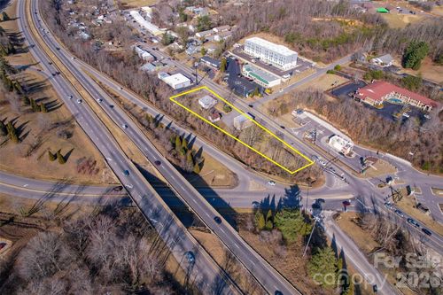 128-138 Weaverville Road, Asheville, NC, 28804 | Card Image