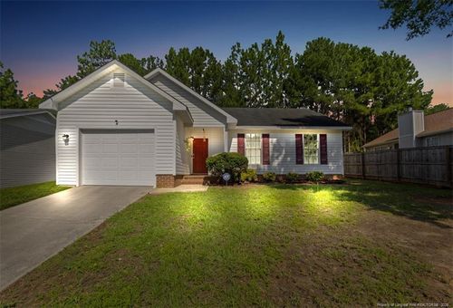 6430 Applewhite Rd, Fayetteville, NC, 28304-6038 | Card Image