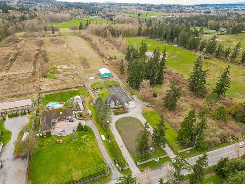 19516 16 Ave, Surrey, BC, V3Z9V2 | Card Image