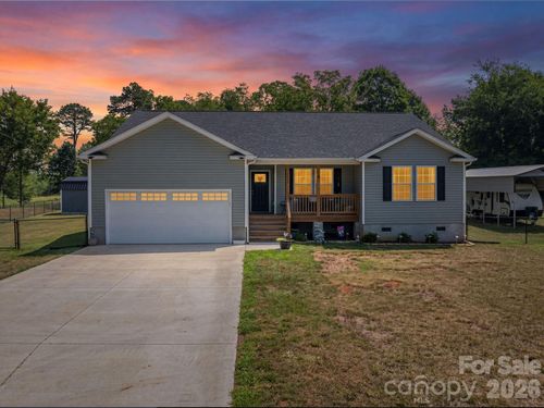 4164 S Olivers Xrd, Newton, NC, 28658 | Card Image