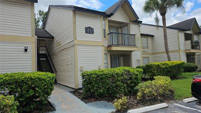 55 - 1924 Lake Atriums Circle, Condo with 2 bedrooms, 2 bathrooms and null parking in ORLANDO FL | Image 1