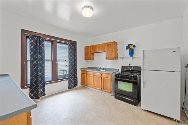 7 - 905 Tallman St, Home with 6 bedrooms, 4 bathrooms and null parking in Syracuse NY | Image 26