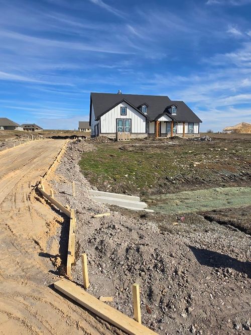 127 Big Sky Rd, Decatur, TX, 76234-2681 | Card Image