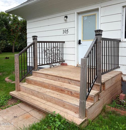 105 Ruth Street S, Streeter, ND, 58483 | Card Image