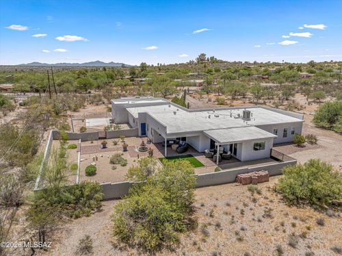 10015 E Fort Lowell Rd, Tucson, AZ, 85749-8252 | Card Image
