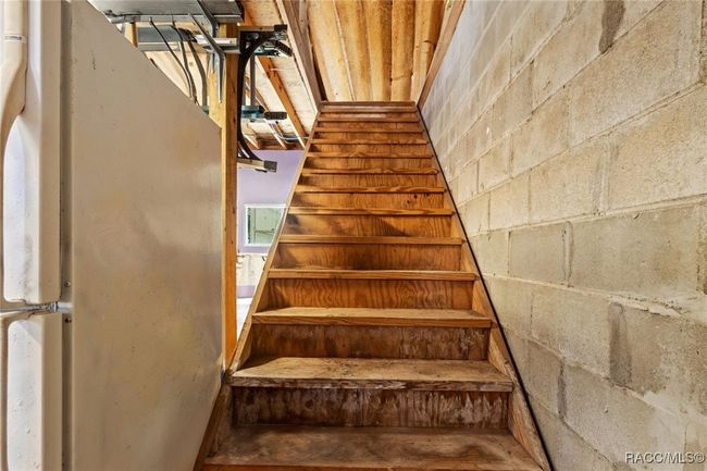 shop stairs to the second story | Image 30