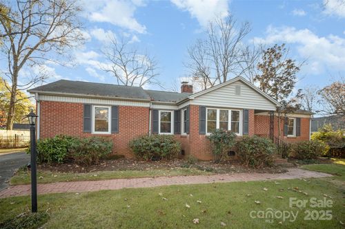 119 W Close St, Fort Mill, SC, 29715-1701 | Card Image