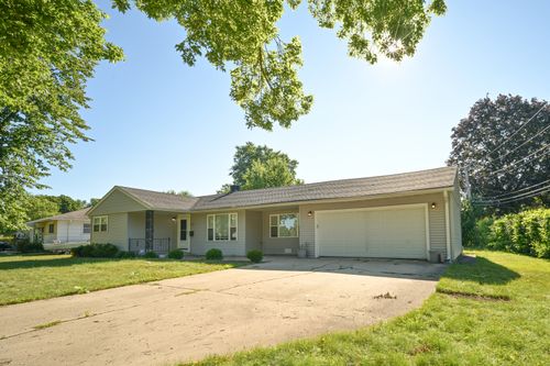 2703 Cardinal Dr, Rolling Meadows, IL, 60008-1409 | Card Image