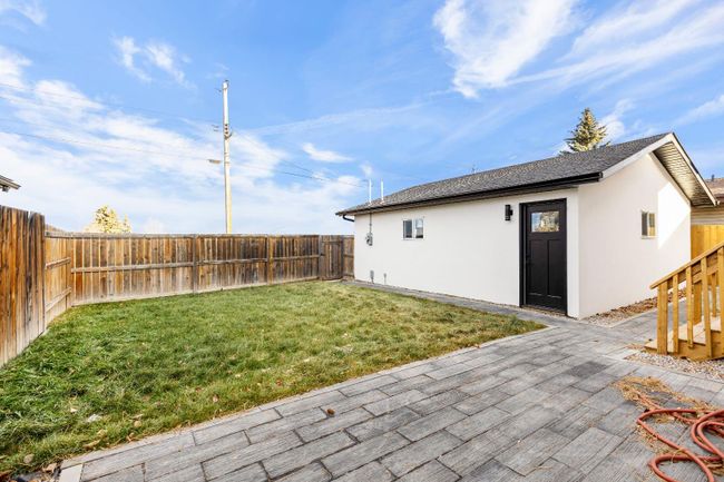 64 Maple Court Crescent Se, Home with 5 bedrooms, 3 bathrooms and 2 parking in Calgary AB | Image 39