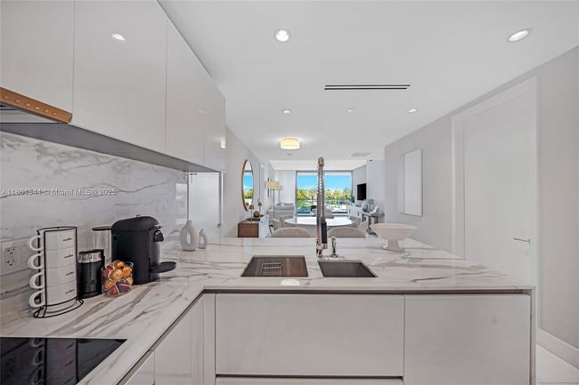 UNIT-305 - 10201 Collins Ave, Condo with 2 bedrooms, 3 bathrooms and null parking in Bal Harbour FL | Image 24