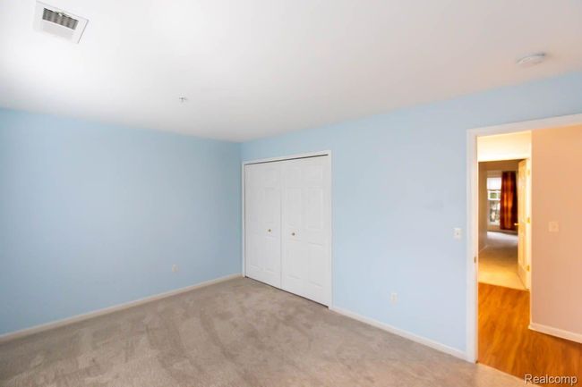 28460 Carlton Way Dr, Condo with 2 bedrooms, 2 bathrooms and null parking in Novi MI | Image 20