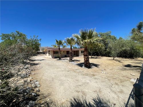 49116 Hibiscus Dr, Morongo Valley, CA, 92256-9743 | Card Image