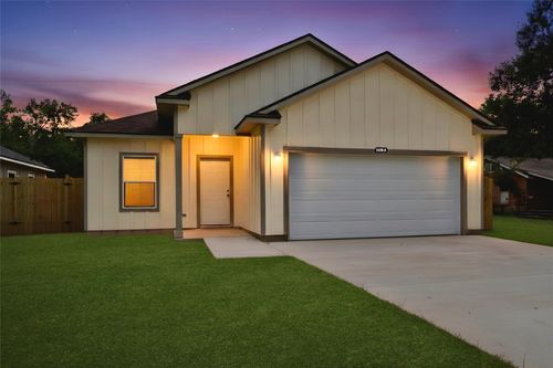 a-1108 Richard St, Bryan, TX, 77803-4401 | Card Image