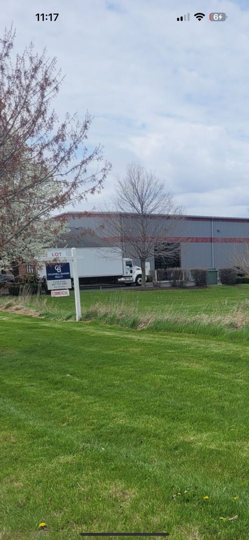 225 Commercial Dr, Yorkville, IL, 60560-4579 | Card Image