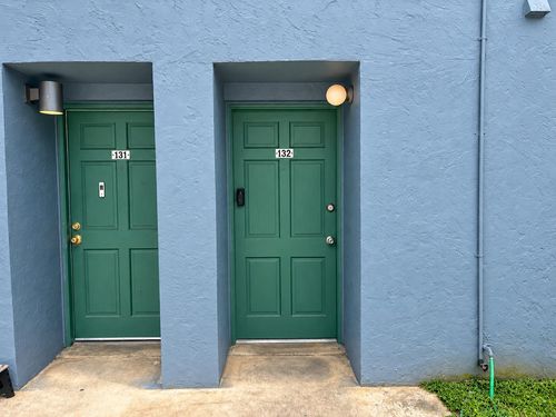 132-2325 W Pensacola St, TALLAHASSEE, FL, 32304-3060 | Card Image