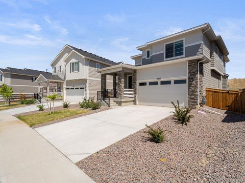 17923 E 93rd Ave, Commerce City, CO, 80022-9190 | Card Image