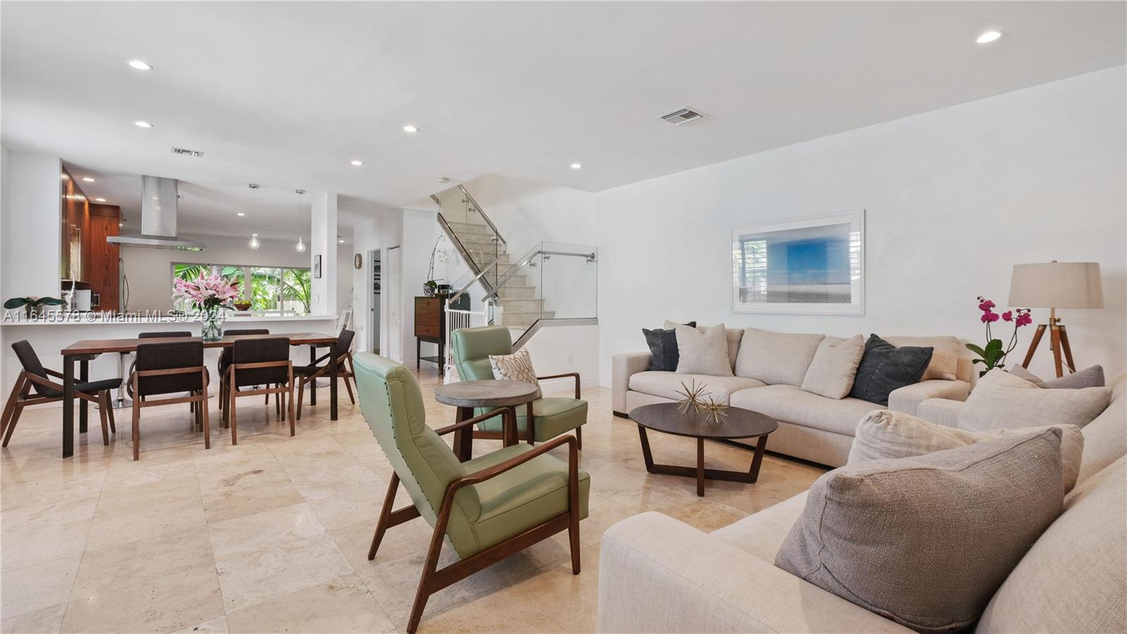 Shipping Ave, Miami, FL 33133