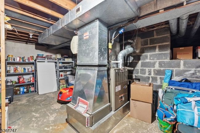 17 Friar Rd, House other with 4 bedrooms, 2 bathrooms and null parking in Morris Plains NJ | Image 39
