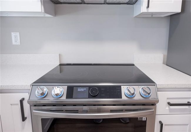 522 Stell Rd, House other with 3 bedrooms, 2 bathrooms and 4 parking in woodstock GA | Image 13