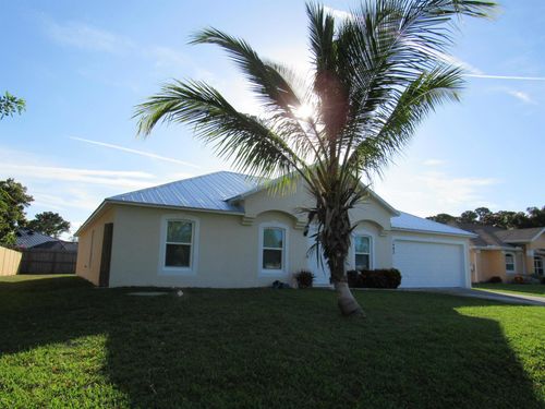 1482 Se Kirke Ln, Port St Lucie, FL, 34983-3940 | Card Image