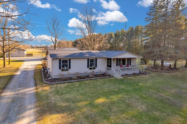 6572 Wellman Line Rd, House other with 3 bedrooms, 2 bathrooms and null parking in Croswell MI | Image 5