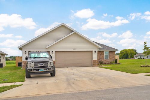 1312 N Maxine Ave, Nixa, MO, 65714 | Card Image