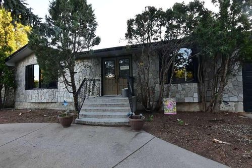 429 Normandy Road S, Lethbridge, AB, T1J3X9 | Card Image