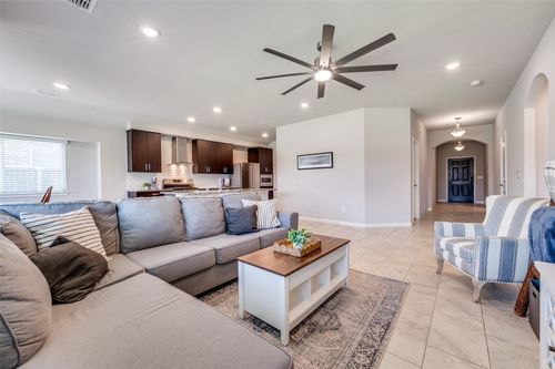 1305 Coyote Rdg, Aubrey, TX, 76227-2518 | Card Image