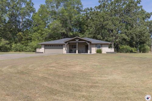 210 Oak St, New Boston, TX, 75570-4011 | Card Image