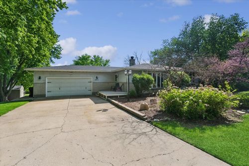 24908 S Hemphill Dr, Elwood, IL, 60421-9606 | Card Image