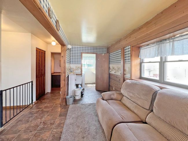 Mud Room | Image 16