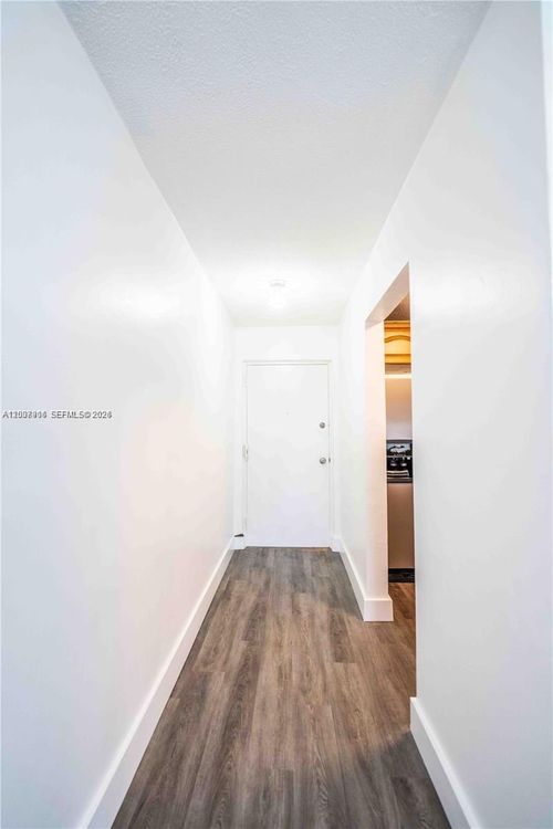 a8-1945 Nw 29th St, Miami, FL, 33142-5971 | Card Image