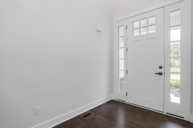 667 Allegheny Dr, House other with 4 bedrooms, 3 bathrooms and null parking in South Lyon MI | Image 6