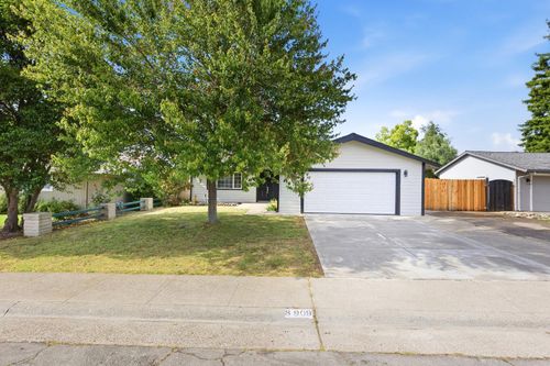 8909 Ramstad Ave, Fair Oaks, CA, 95628-4034 | Card Image